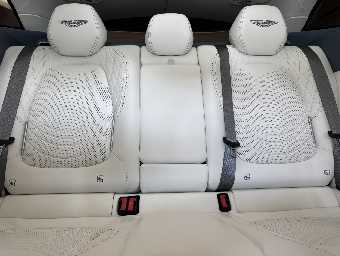 ASTON MARTIN DBX 2022 Image 57