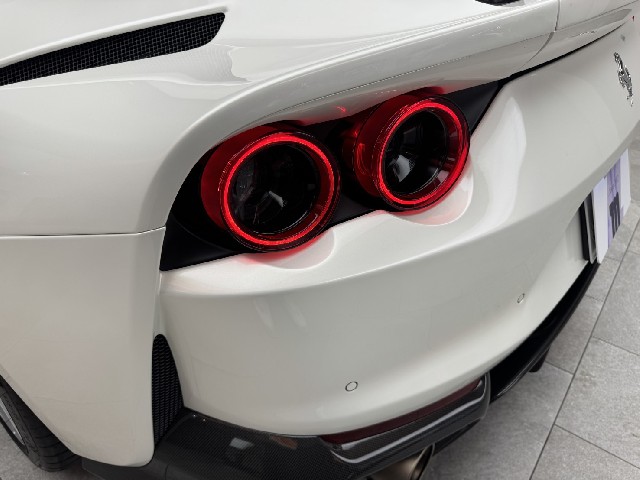 FERRARI 812 SUPERFAST 2018 Image 20