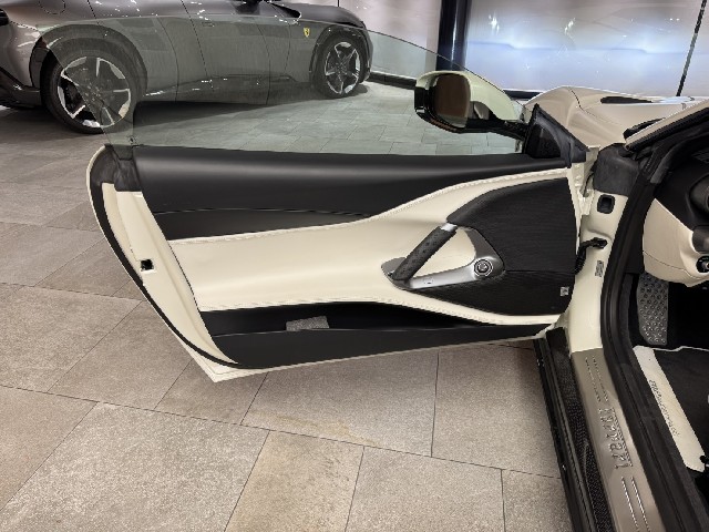 FERRARI 812 SUPERFAST 2018 Image 27