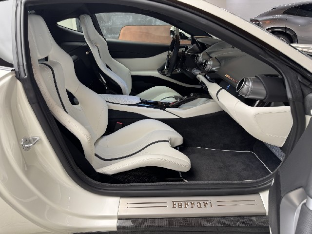 FERRARI 812 SUPERFAST 2018 Image 29