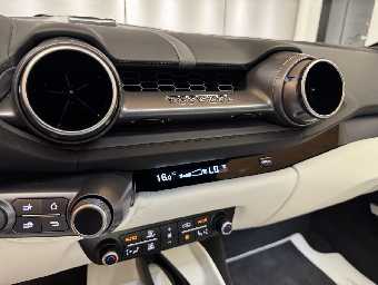 FERRARI 812 SUPERFAST 2018 Image 37