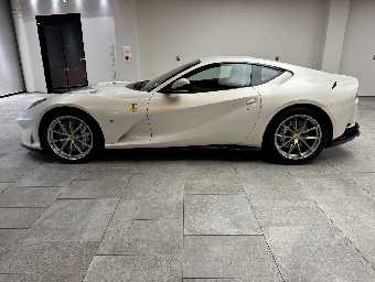 FERRARI 812 SUPERFAST 2018 Image 8