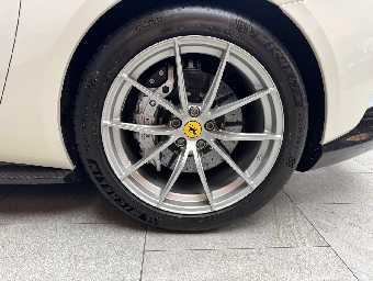 FERRARI 812 SUPERFAST 2018 Image 10