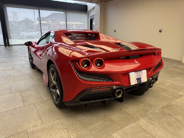 FERRARI F8 SPIDER 2021 Image 21