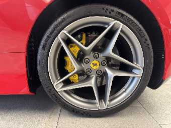 FERRARI F8 SPIDER 2021 Image 18