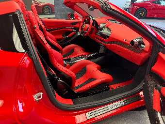FERRARI F8 SPIDER 2021 Image 35