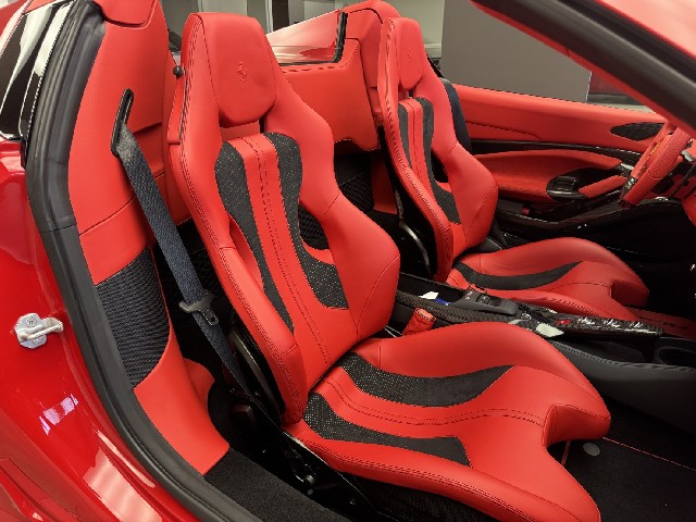 FERRARI F8 SPIDER 2021 Image 43