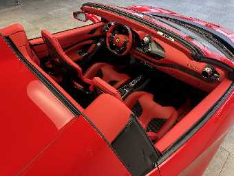 FERRARI F8 SPIDER 2021 Image 40