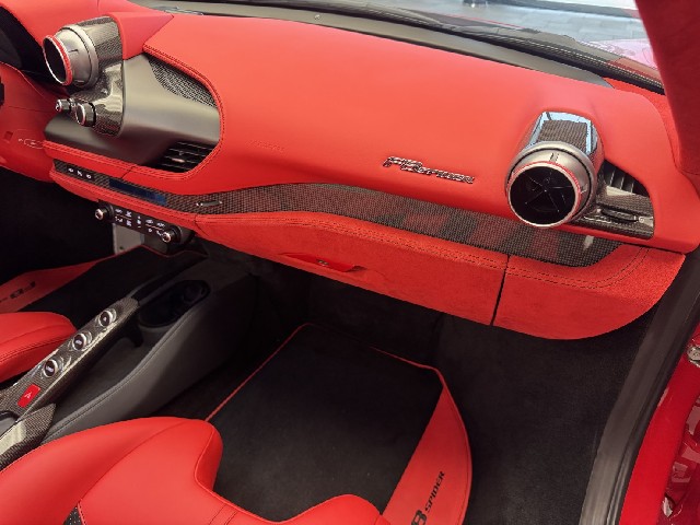 FERRARI F8 SPIDER 2021 Image 48