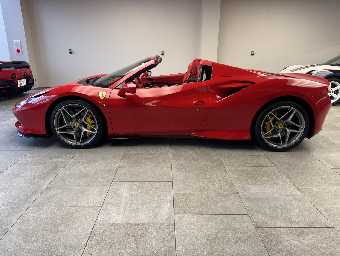 FERRARI F8 SPIDER 2021 Image 8