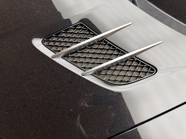 MERCEDES BENZ SLS AMG 2011 Image 27