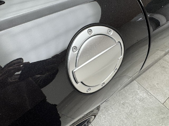 MERCEDES BENZ SLS AMG 2011 Image 34