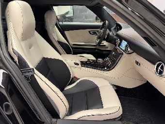 MERCEDES BENZ SLS AMG 2011 Image 35