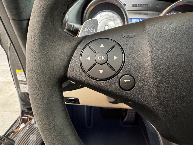 MERCEDES BENZ SLS AMG 2011 Image 49