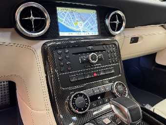 MERCEDES BENZ SLS AMG 2011 Image 44