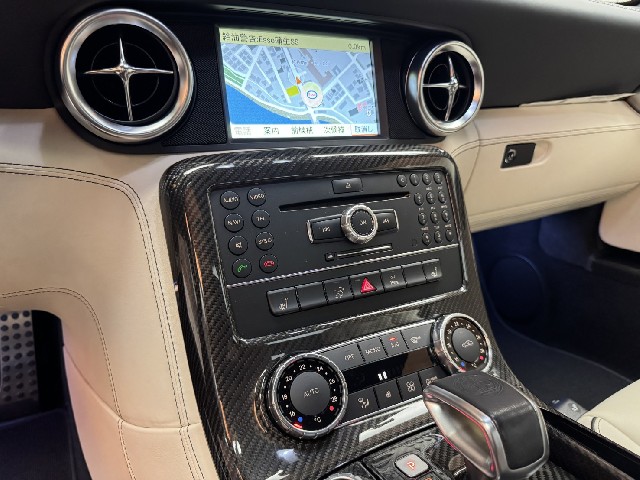 MERCEDES BENZ SLS AMG 2011 Image 52