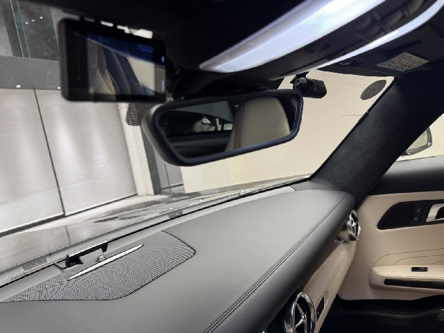 MERCEDES BENZ SLS AMG 2011 Image 57