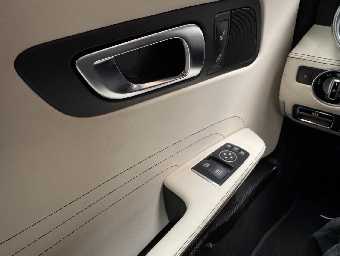 MERCEDES BENZ SLS AMG 2011 Image 55