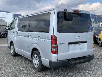 TOYOTA HIACE 2017 Image 4