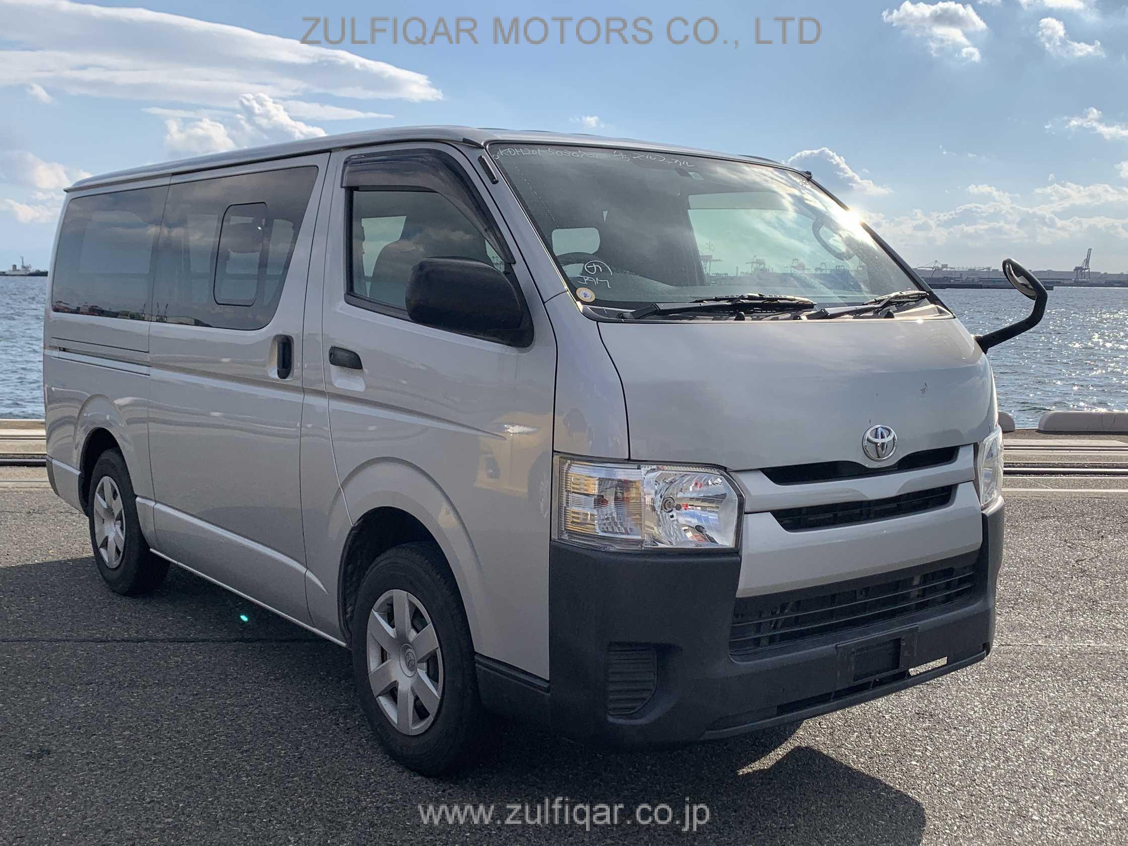 TOYOTA HIACE 2017 Image 10