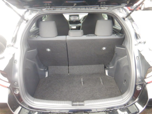 TOYOTA YARIS 2022 Image 27