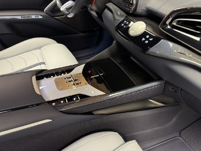 FERRARI PUROSANGUE 2026 Image 48