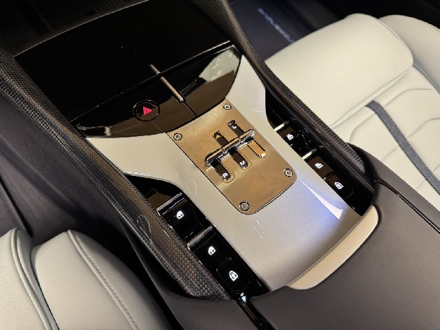 FERRARI PUROSANGUE 2026 Image 56