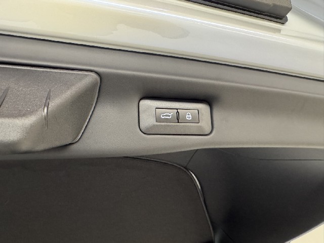 FERRARI PUROSANGUE 2026 Image 76