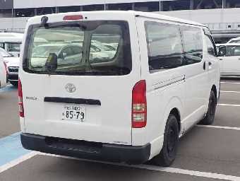 TOYOTA HIACE 2014 Image 2