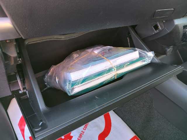 TOYOTA HILUX 2023 Image 32