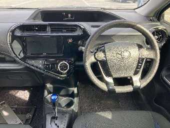 TOYOTA AQUA 2018 Image 6