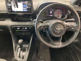 TOYOTA YARIS 2020 Image 6