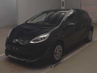 TOYOTA AQUA 2020 Image 1