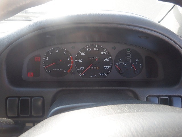 MAZDA BONGO FRIENDEE 2000 Image 20