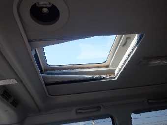 MAZDA BONGO FRIENDEE 2000 Image 16