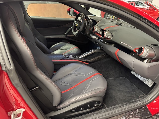 FERRARI 812 SUPERFAST 2018 Image 32