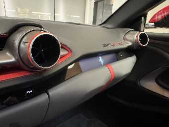 FERRARI 812 SUPERFAST 2018 Image 44