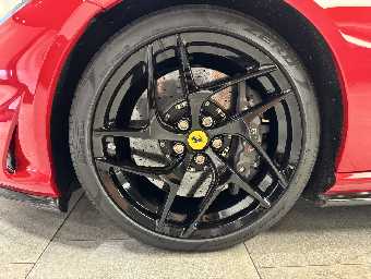 FERRARI 812 SUPERFAST 2018 Image 9