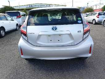 TOYOTA AQUA 2020 Image 3