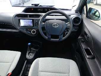 TOYOTA AQUA 2020 Image 9