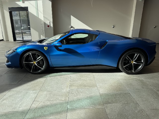 FERRARI 296GTS 2025 Image 25