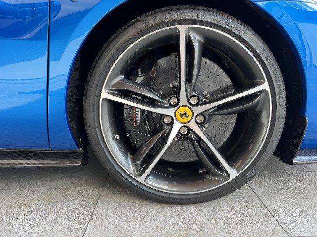 FERRARI 296GTS 2025 Image 29