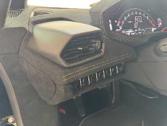 LAMBORGHINI HURACAN 2023 Image 40