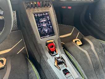 LAMBORGHINI HURACAN 2023 Image 48