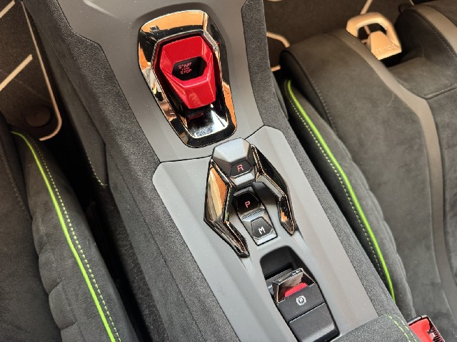 LAMBORGHINI HURACAN 2023 Image 57