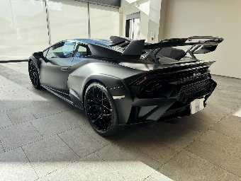 LAMBORGHINI HURACAN 2023 Image 7