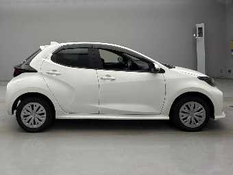 TOYOTA YARIS 2020 Image 6