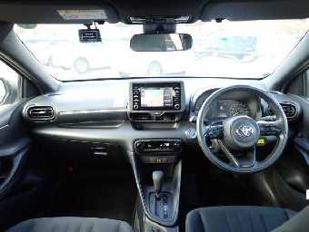 TOYOTA YARIS 2023 Image 3