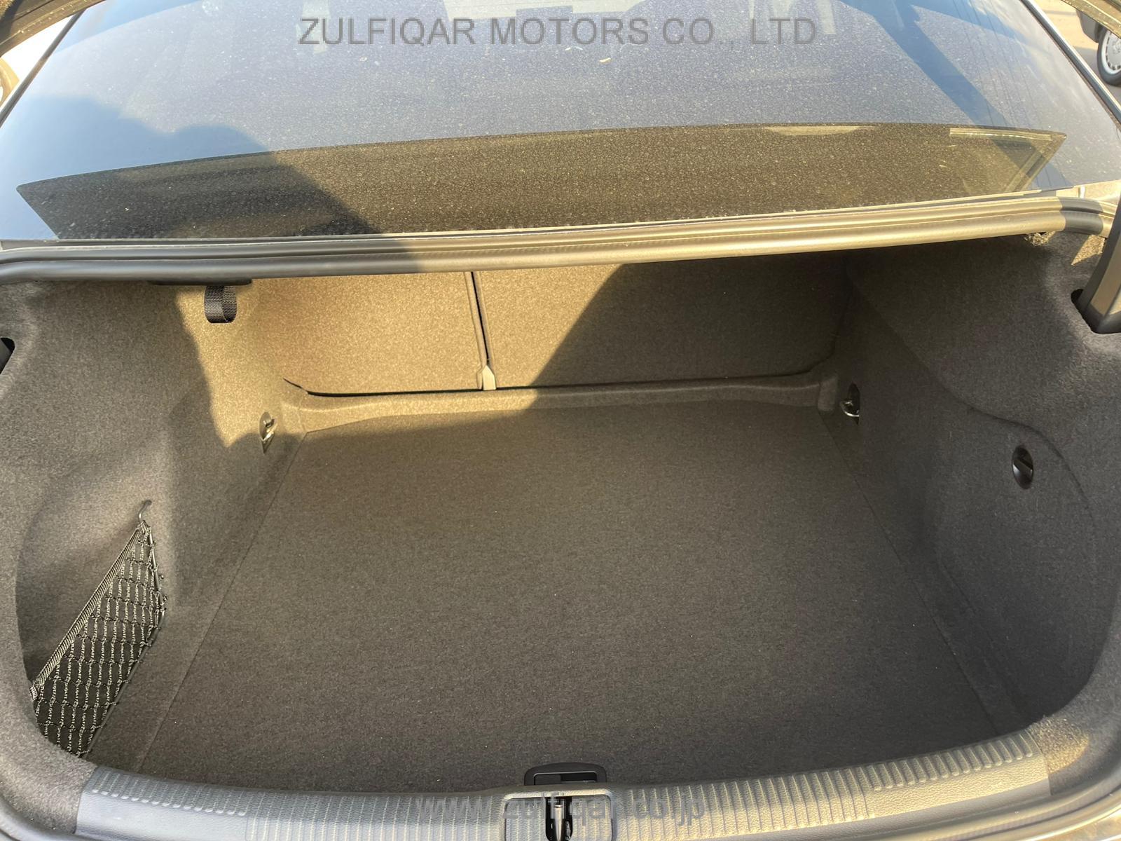 AUDI A3 2018 Image 11