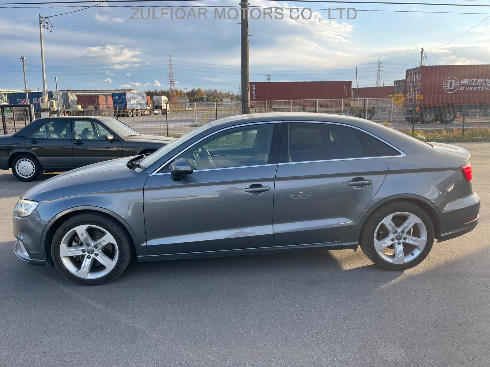 AUDI A3 2018 Image 12